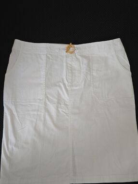 Ralph Lauren White Pencil Skirt with Gold Buckle